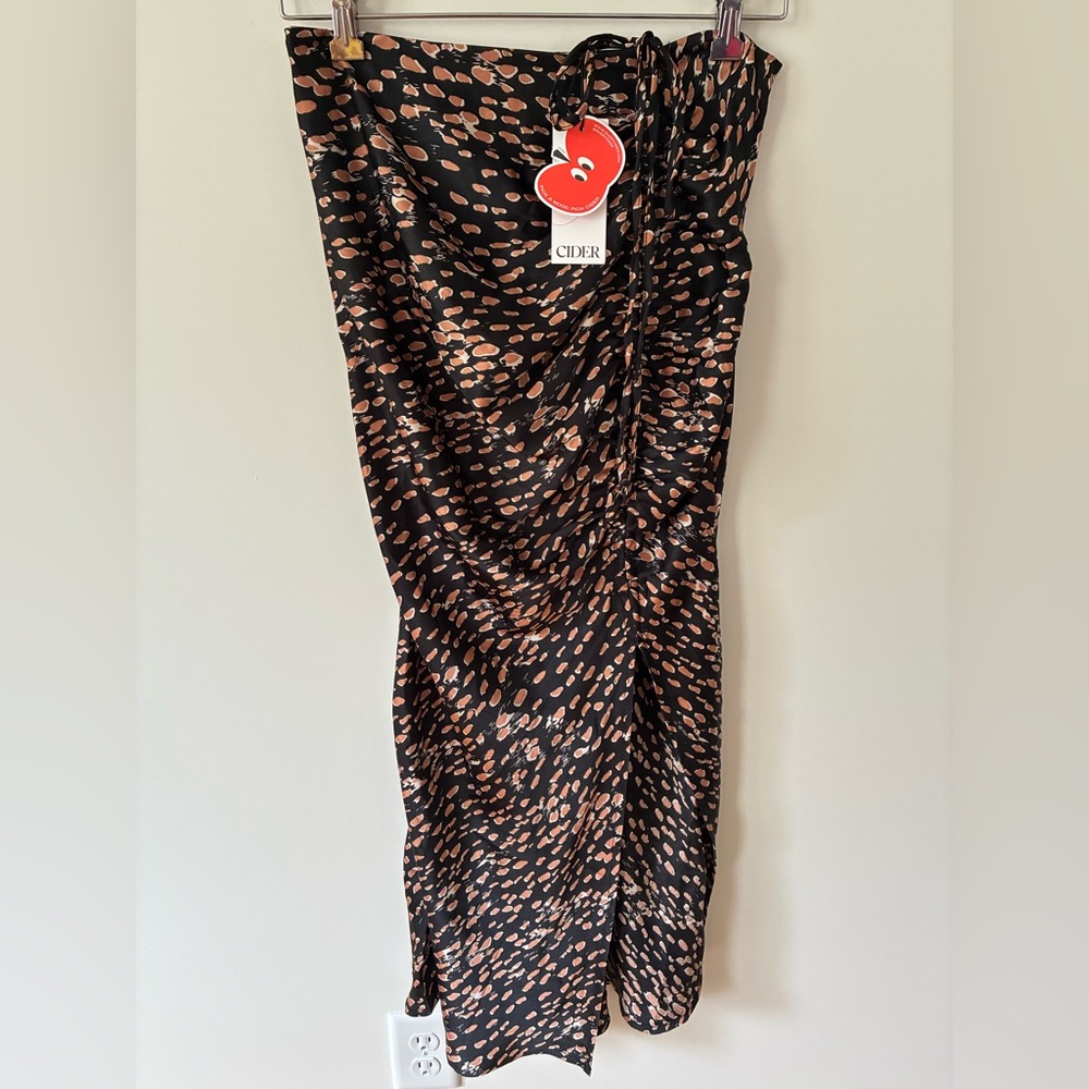 NWT Cider Slinky Animal Print Maxi Skirt Size M